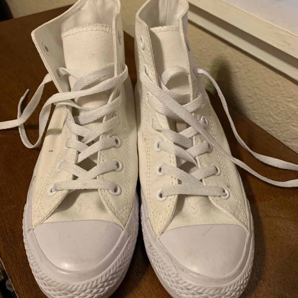 White converse